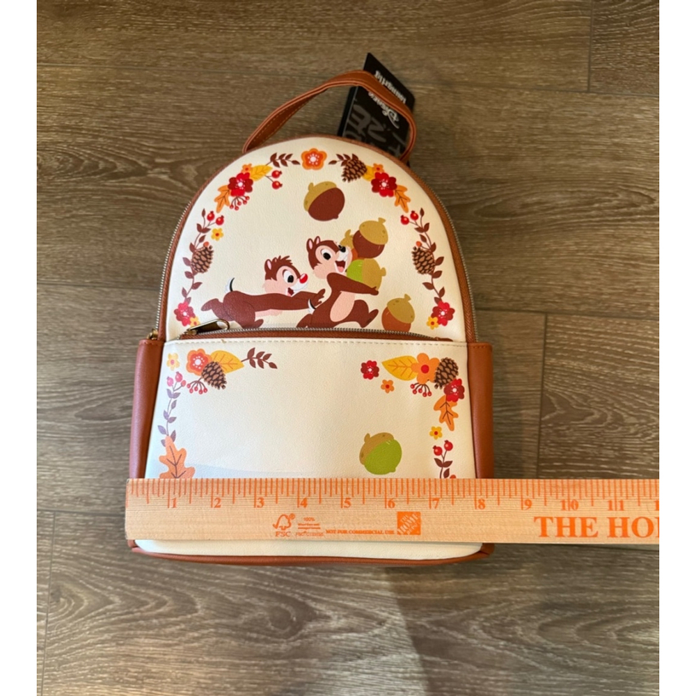Chip ‘n’ Dale Loungfly Acorns Mini Backpack NWT - Picture 8 of 9